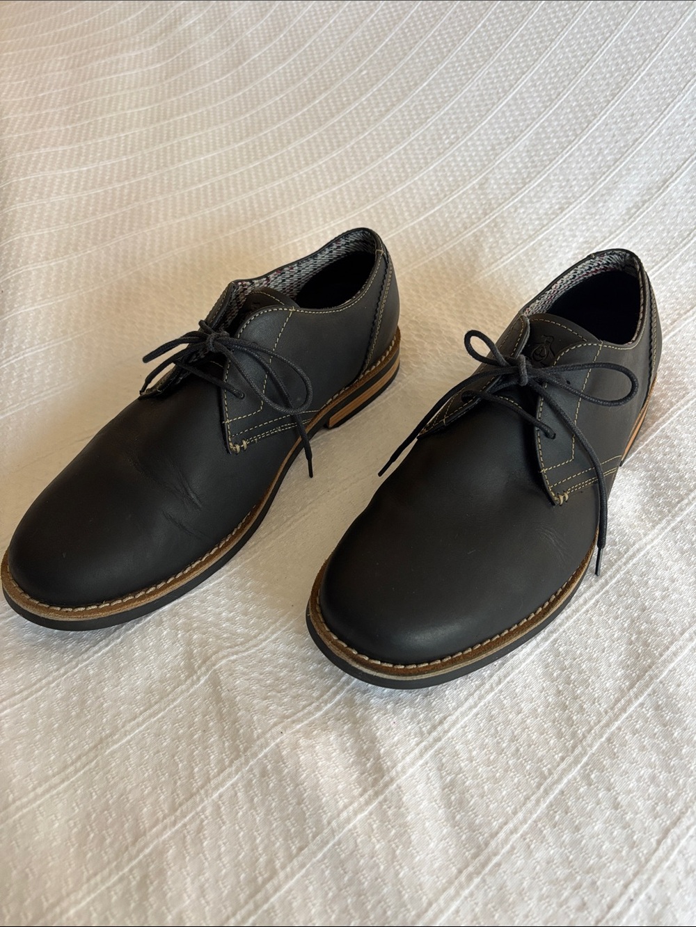 Original Penguin Men's Black Derby Shoes with Contrast Stitching